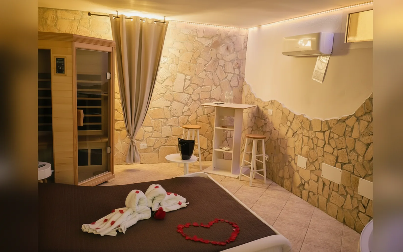 Amos Port-Suite, Civitavecchia (Lazio) — galleria foto 12
